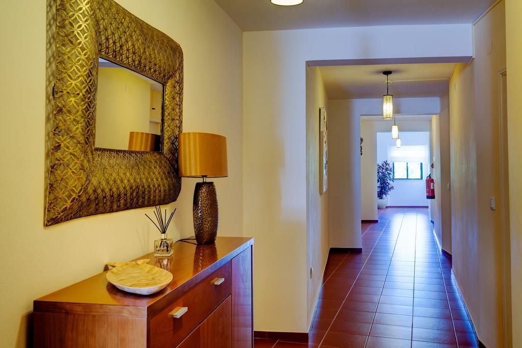 Manta Guest Bed & Breakfast มันตาโรตา ภายนอก รูปภาพ